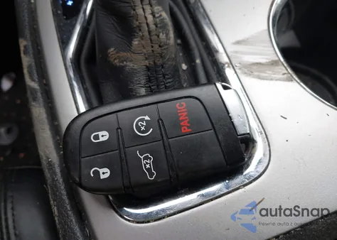 2019 Jeep Grand Cherokee Altitude 4X4 z USA, uszkodzony, nr VIN 1C4RJFAGXKC709409